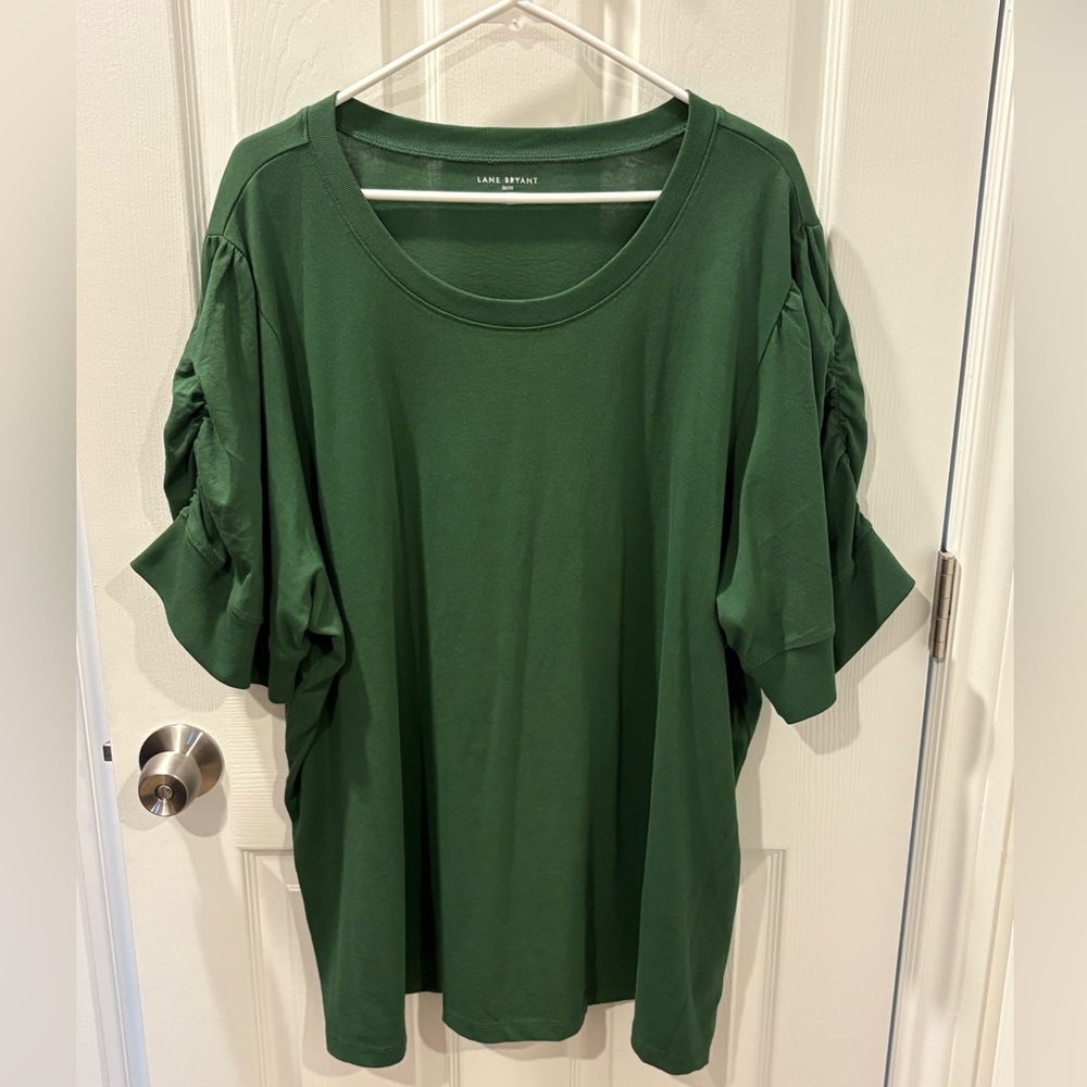 NWT Lane Bryant 26/28 Forest Green Puff Sleeve Crew Tee